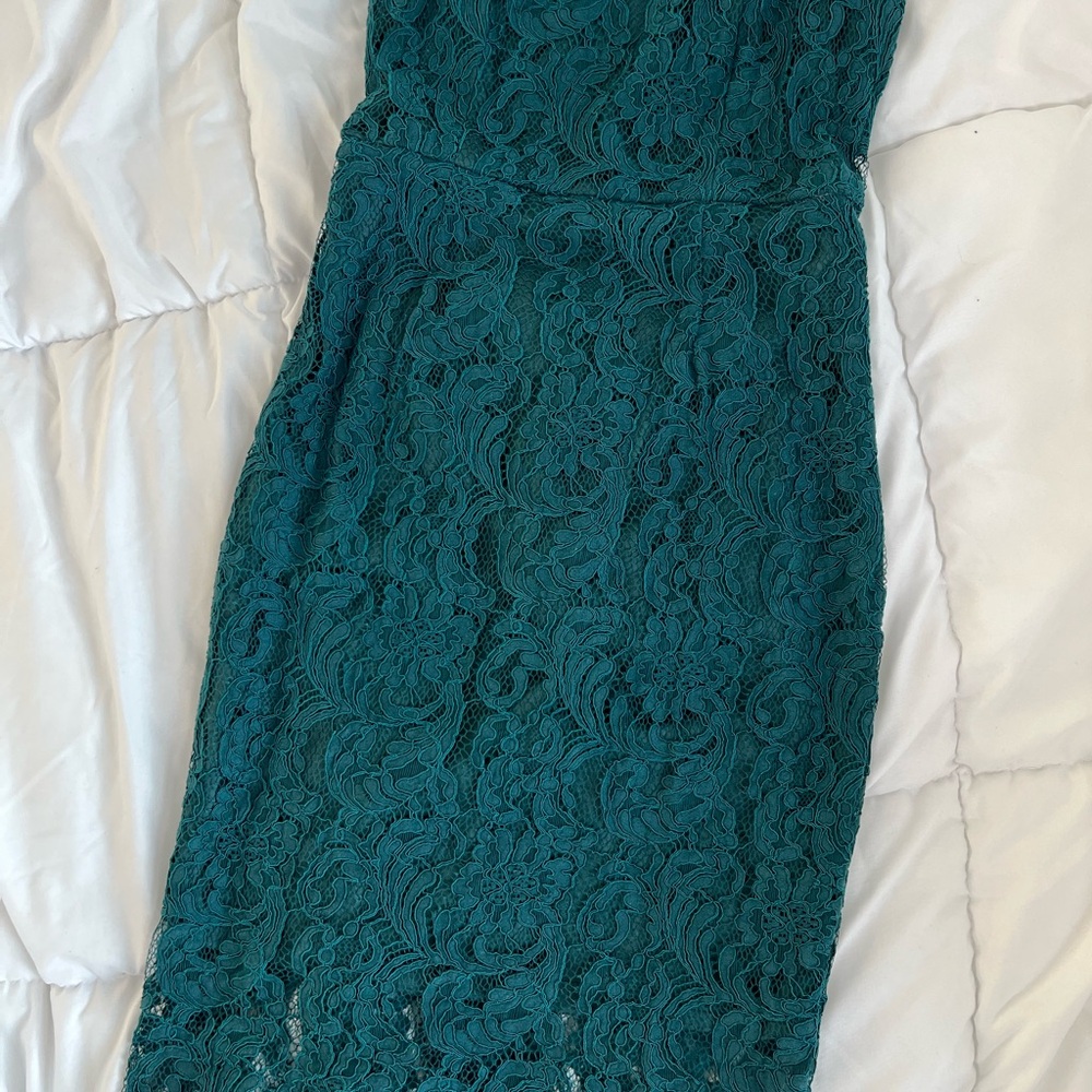 Lulu's Green Strapless lace Dress
